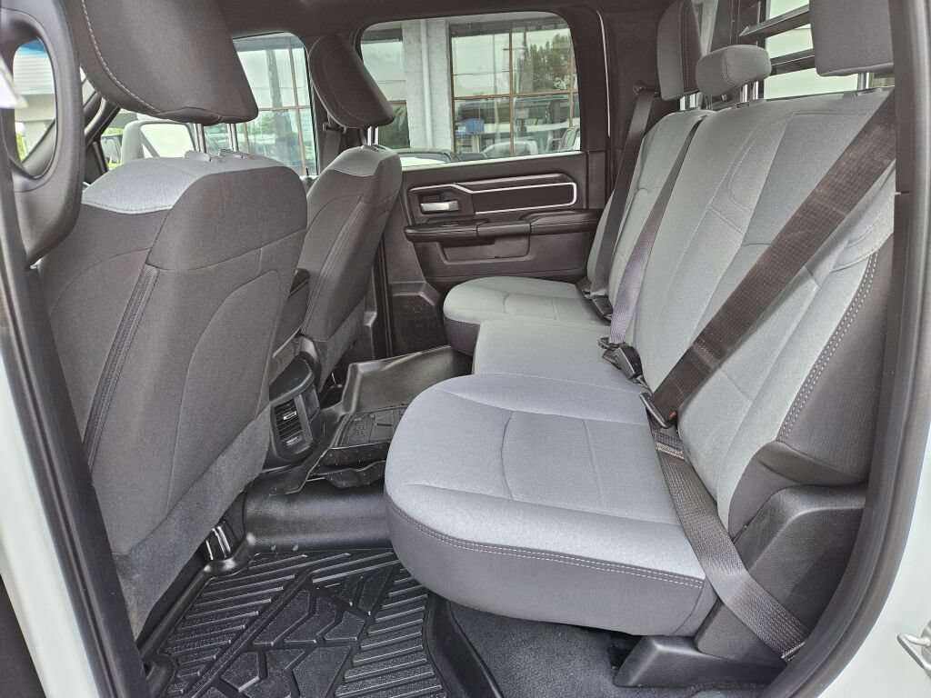 Used 2024 RAM 3500 SLT w/ Quick Order Package 2YG SLT AWD/4WD image 16