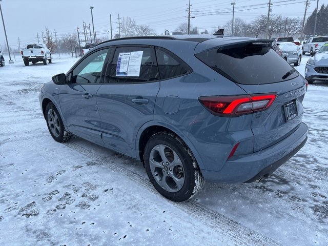 Used 2023 Ford Escape ST-Line image 17