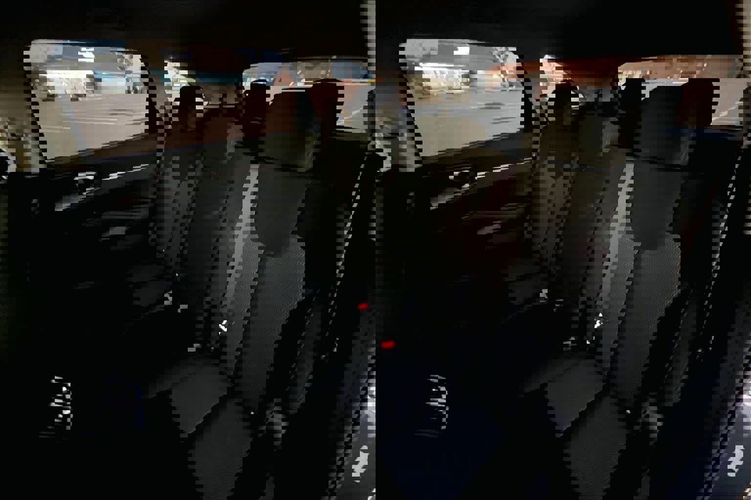 Certified 2024 Kia Sorento LX image 28