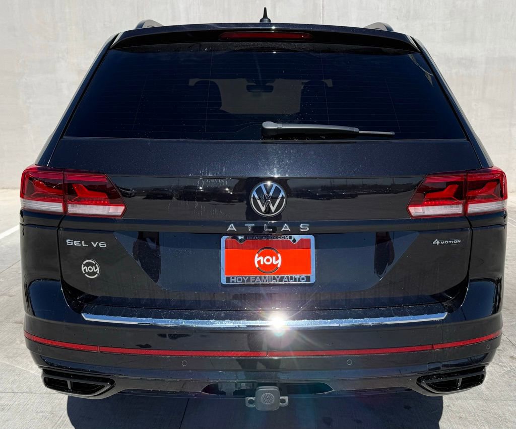 Certified 2023 Volkswagen Atlas SEL R-Line image 4