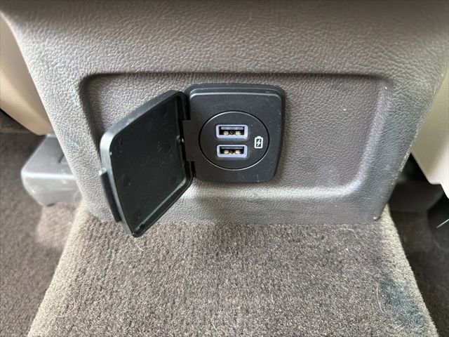 Used 2022 Lincoln Corsair AWD w/ Premium Package image 20