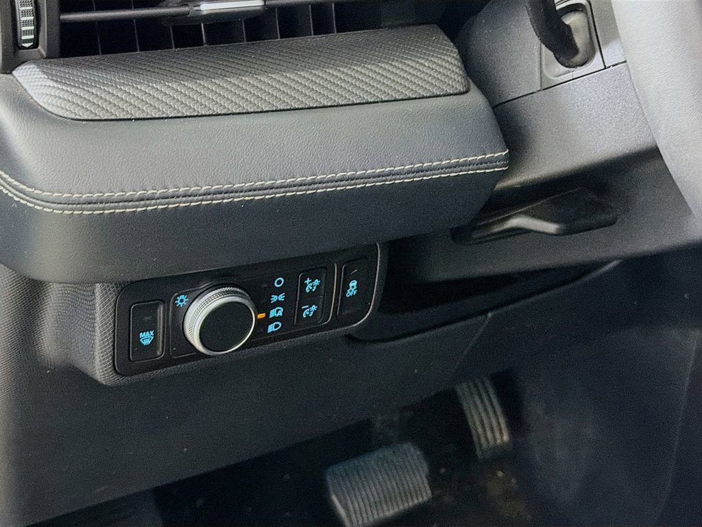 Used 2021 Ford Mustang Mach-E Premium image 12