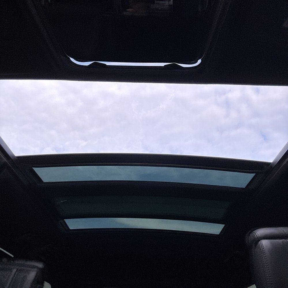 Used 2020 Land Rover Range Rover Long Wheelbase Autobiography image 14