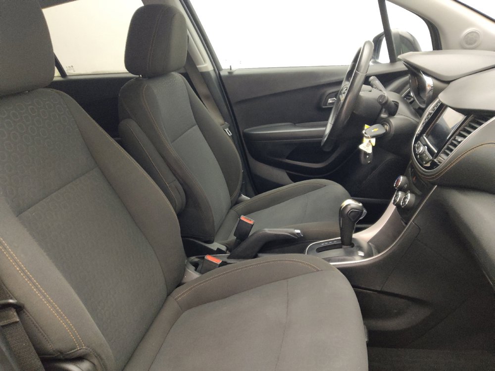 Used 2021 Chevrolet Trax LS w/ Tint and Cruise Package image 21