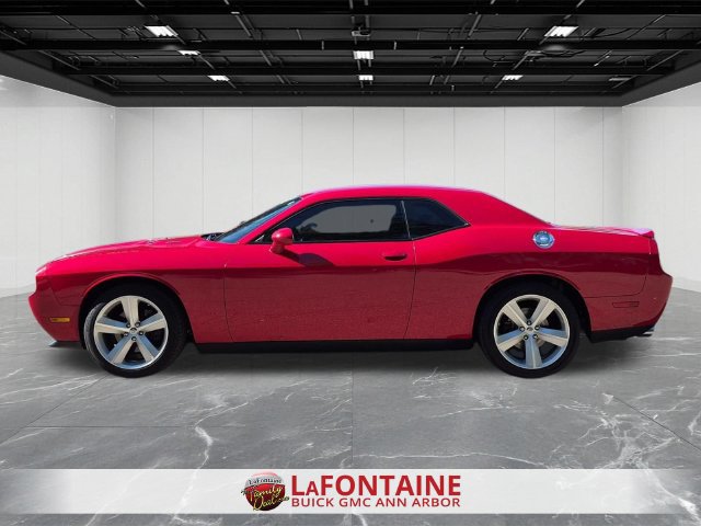 Used 2013 Dodge Challenger R/T Plus RWD image 5