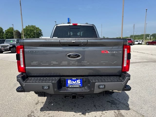 New 2026 Ford F250 Lariat w/ Black Appearance Package AWD/4WD image 4