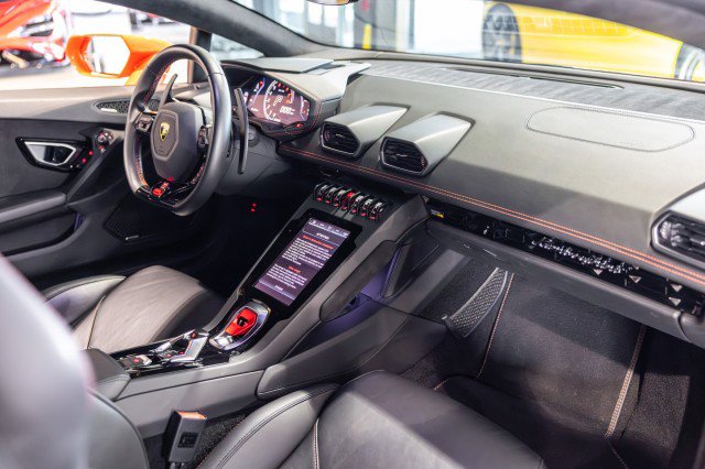 Used 2020 Lamborghini Huracan EVO AWD/4WD image 33