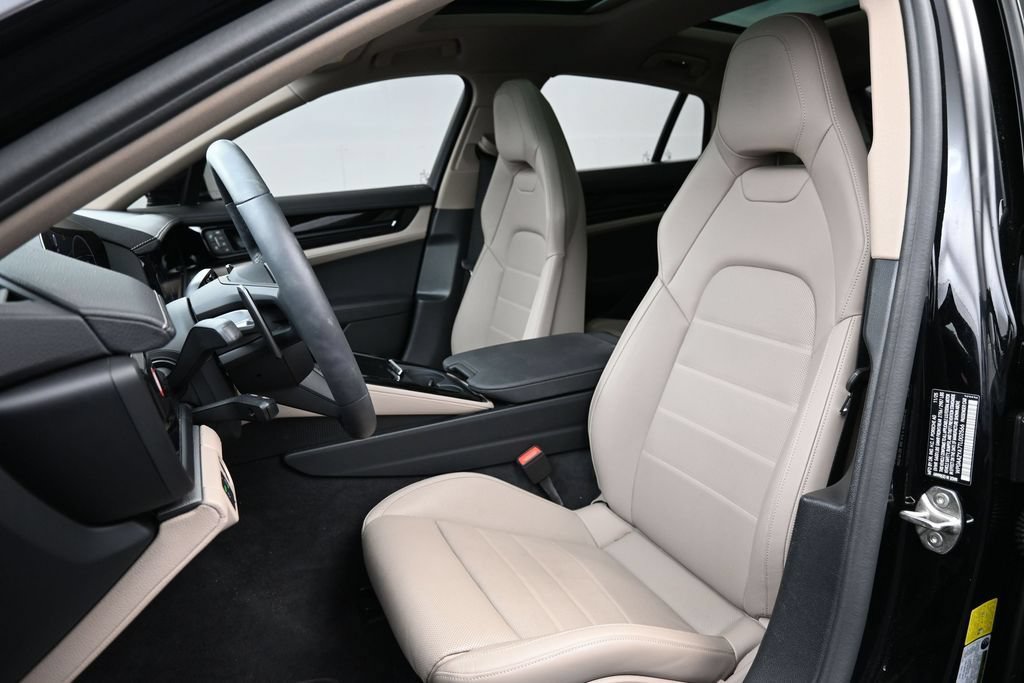 Certified 2026 Porsche Panamera 4 AWD/4WD image 5