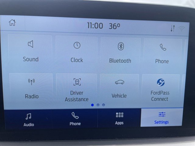 Used 2021 Ford Escape SE w/ Cold Weather Package image 4