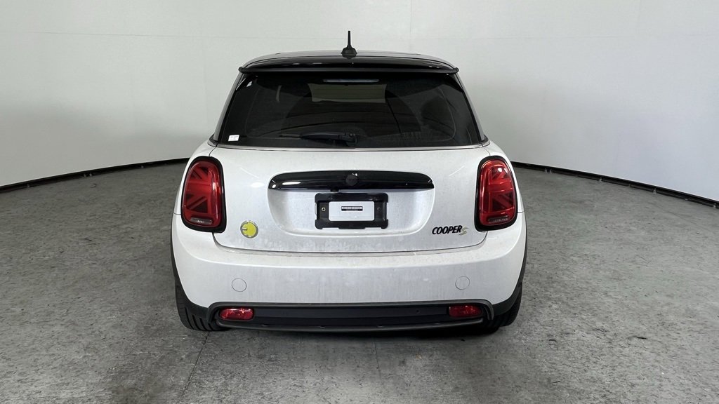 Used 2023 MINI Cooper SE image 4
