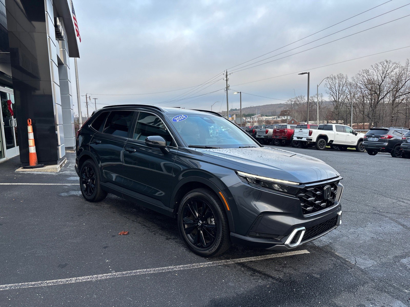 Used 2024 Honda CR-V Sport Touring image 4