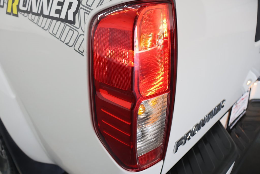 Used 2019 Nissan Frontier Desert Runner image 25