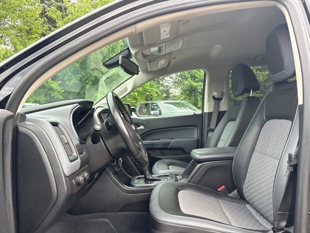 Used 2019 Chevrolet Colorado Z71 w/ Z71 Midnight Edition AWD/4WD image 5