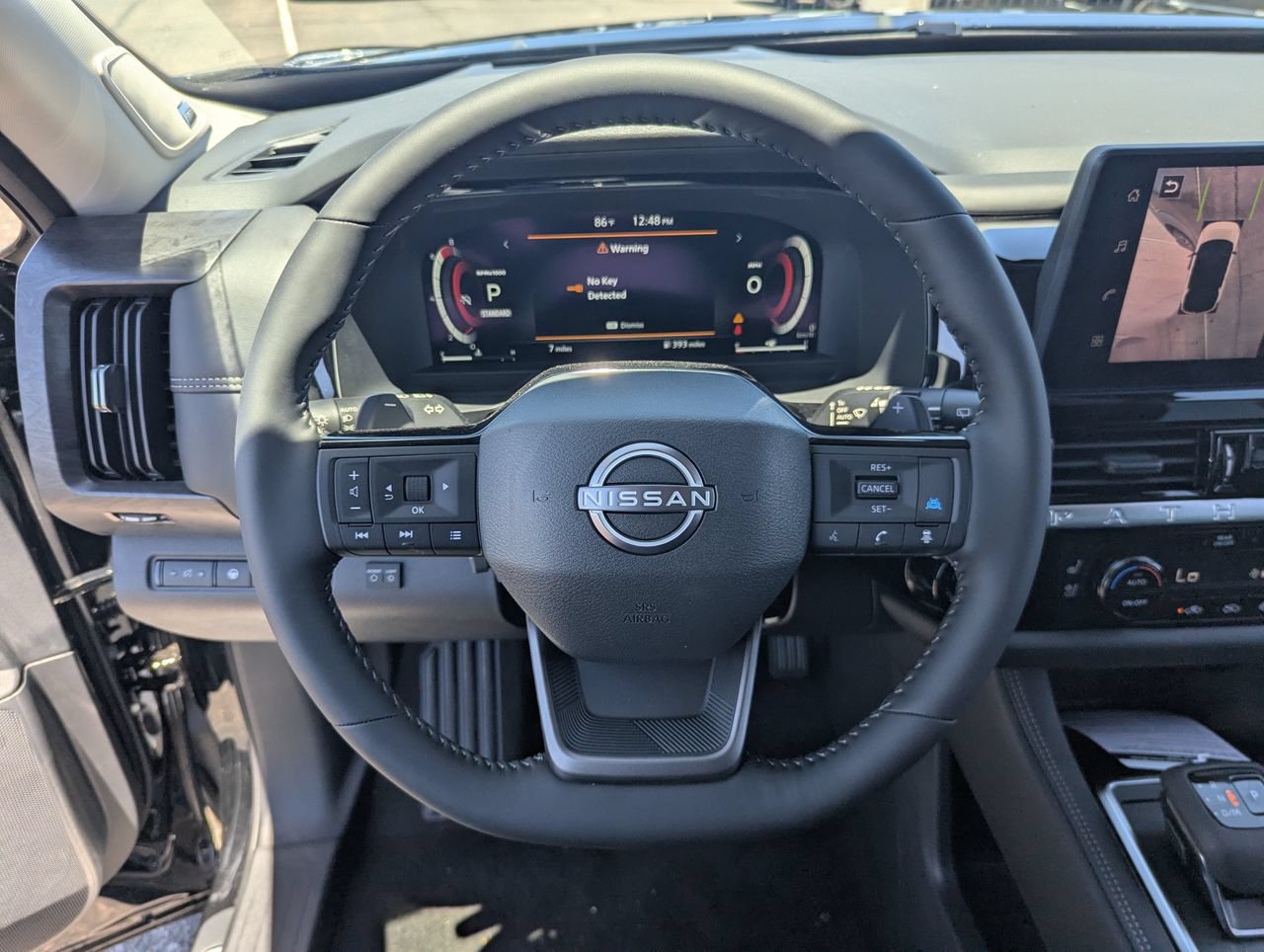 New 2026 Nissan Pathfinder Platinum w/ Accent Package FWD image 15