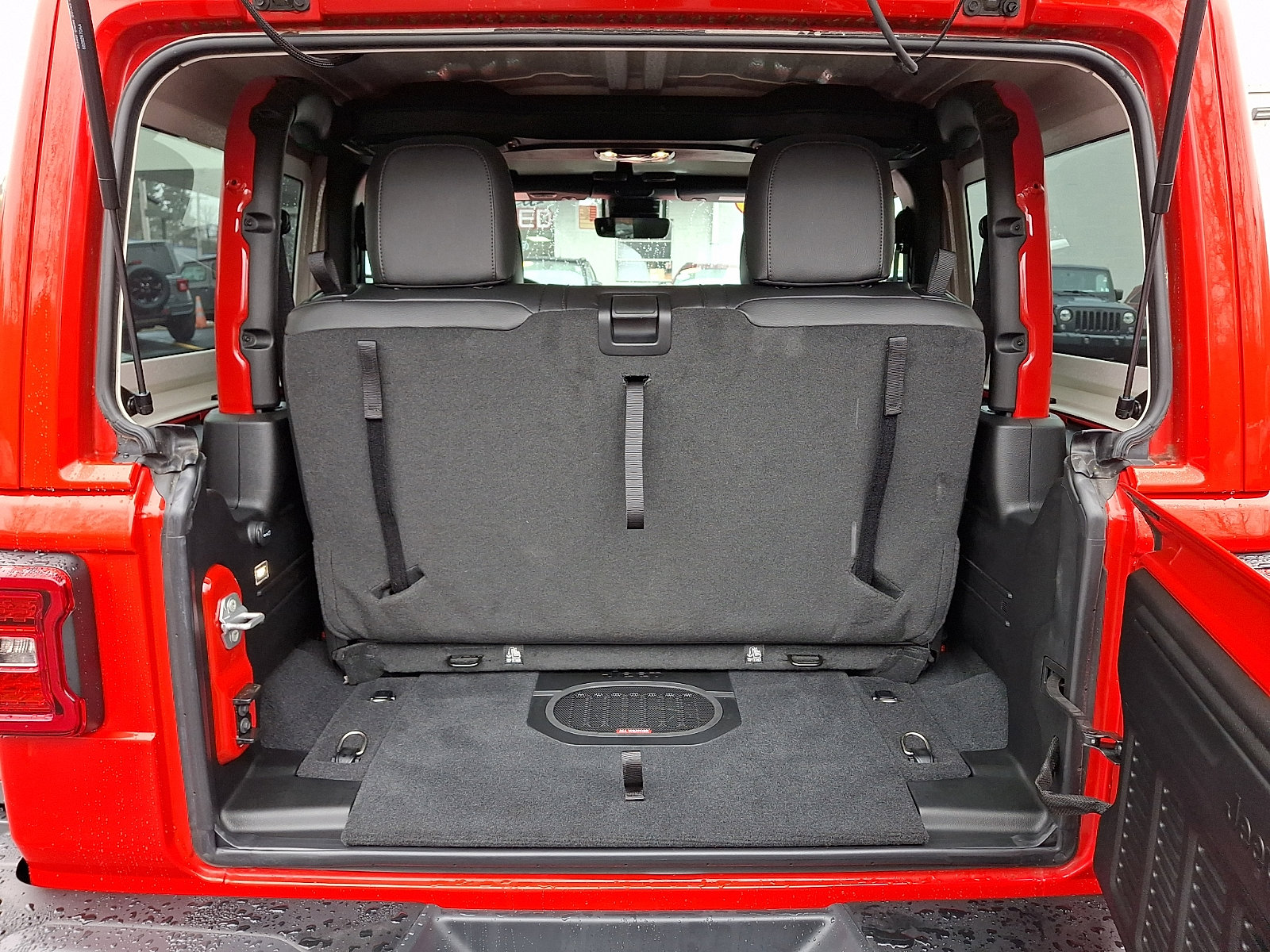 Certified 2023 Jeep Wrangler Rubicon w/ Steel Bumper Group image 29