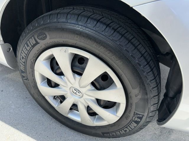 Used 2009 Toyota Corolla LE FWD image 14