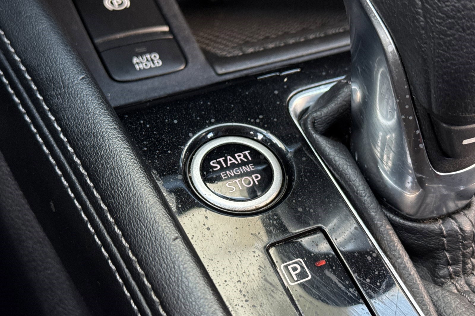 Used 2024 Nissan Kicks SR image 33