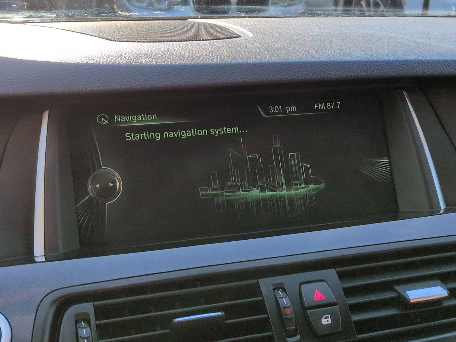 Used 2014 BMW 528i xDrive Sedan image 28