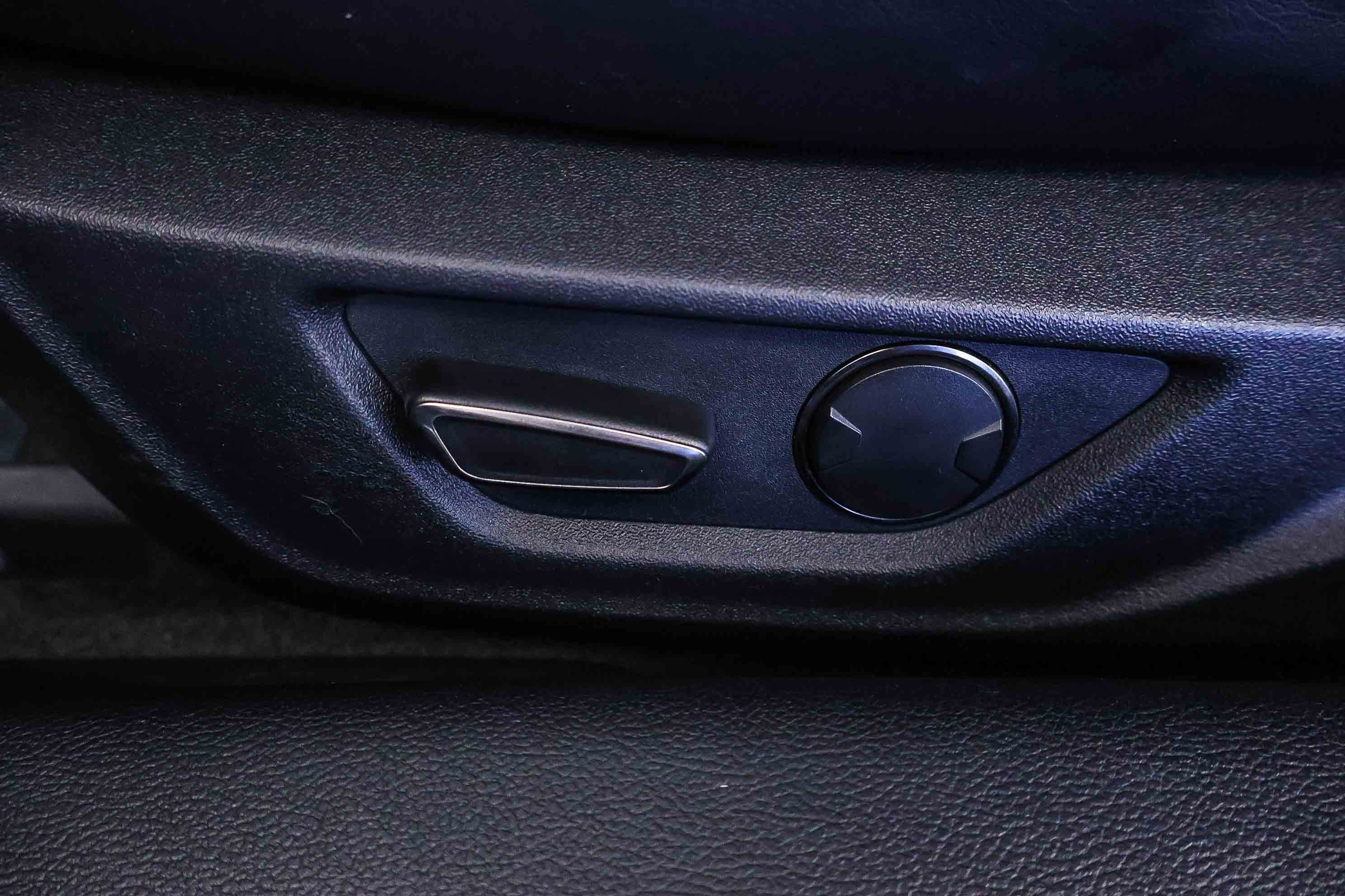 Used 2017 Ford Mustang Shelby GT350 image 9