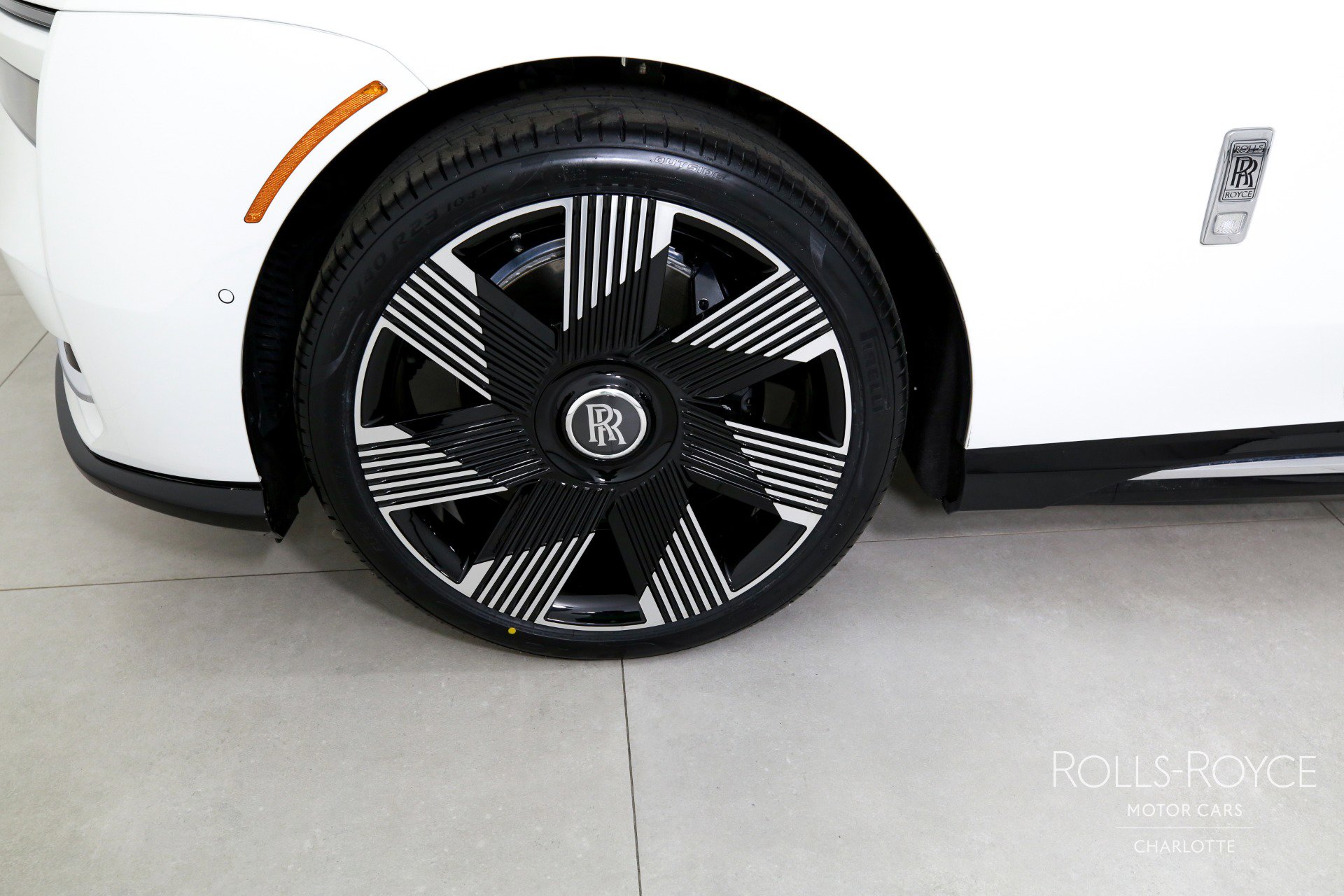 Used 2024 Rolls-Royce Spectre w/ Spectre Launch Package image 34