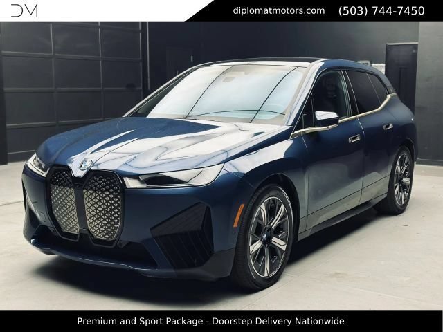 Used 2024 BMW iX xDrive50 w/ Premium Package AWD/4WD image 1