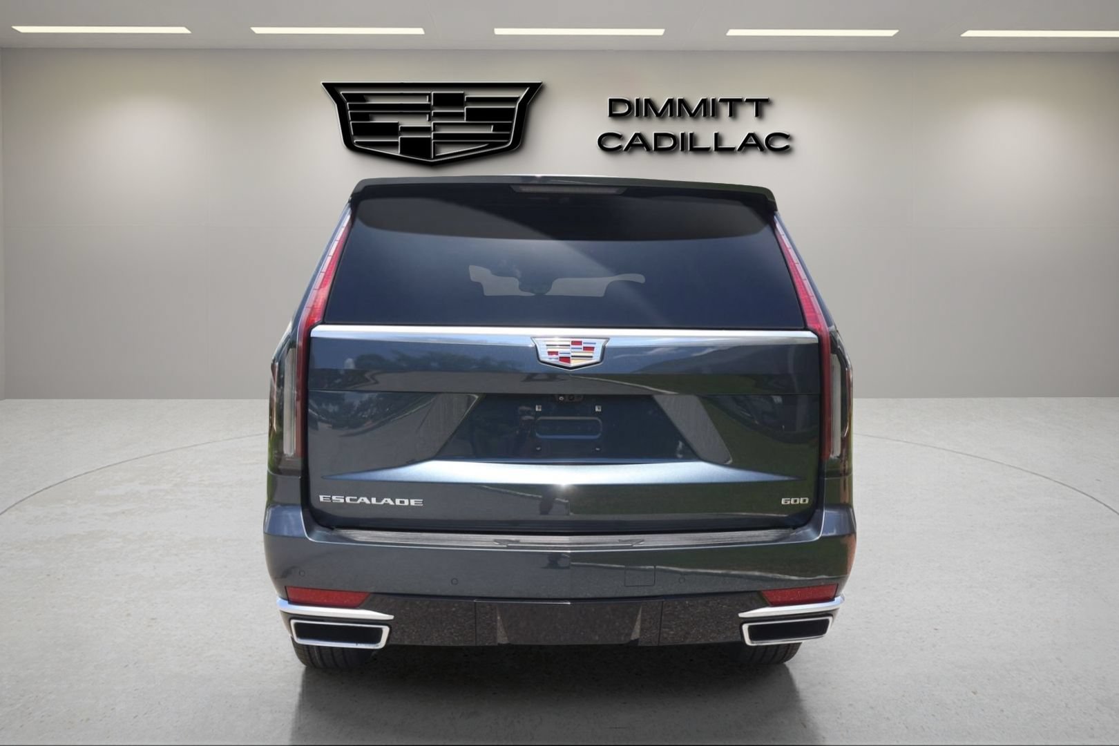 Used 2021 Cadillac Escalade Premium Luxury RWD image 6