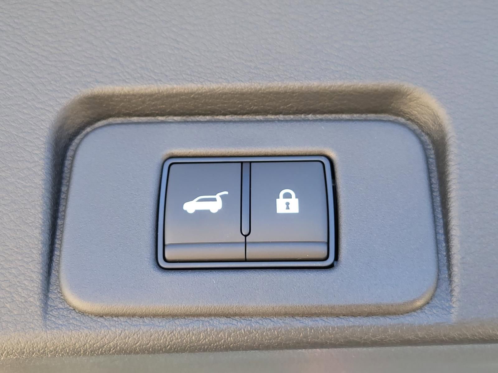 New 2026 Nissan Rogue Platinum image 16