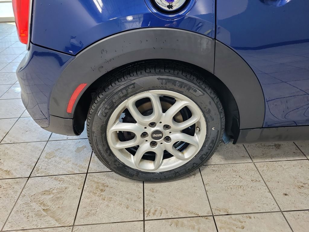 Used 2015 MINI Cooper S FWD image 32