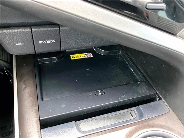 Used 2022 Toyota Camry SE w/ Audio Upgrade Package FWD image 24