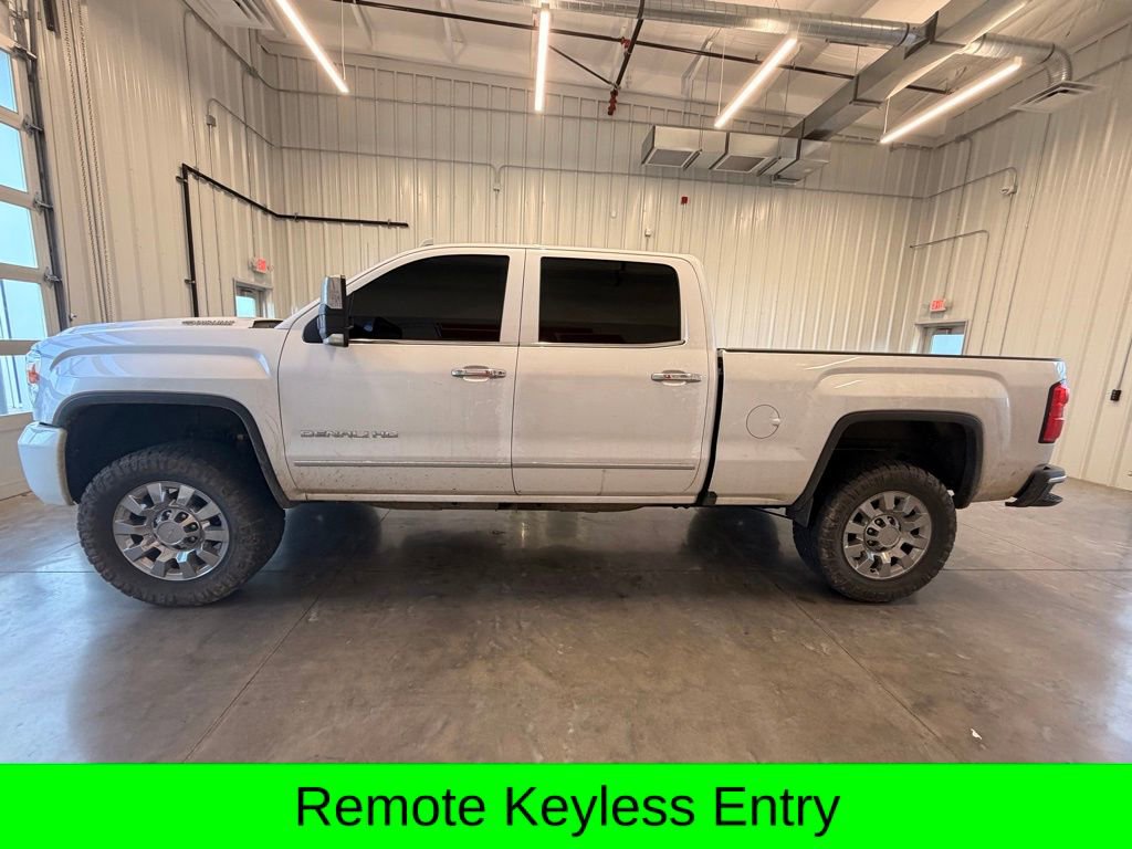 Used 2019 GMC Sierra 2500 Denali w/ Duramax Plus Package image 8