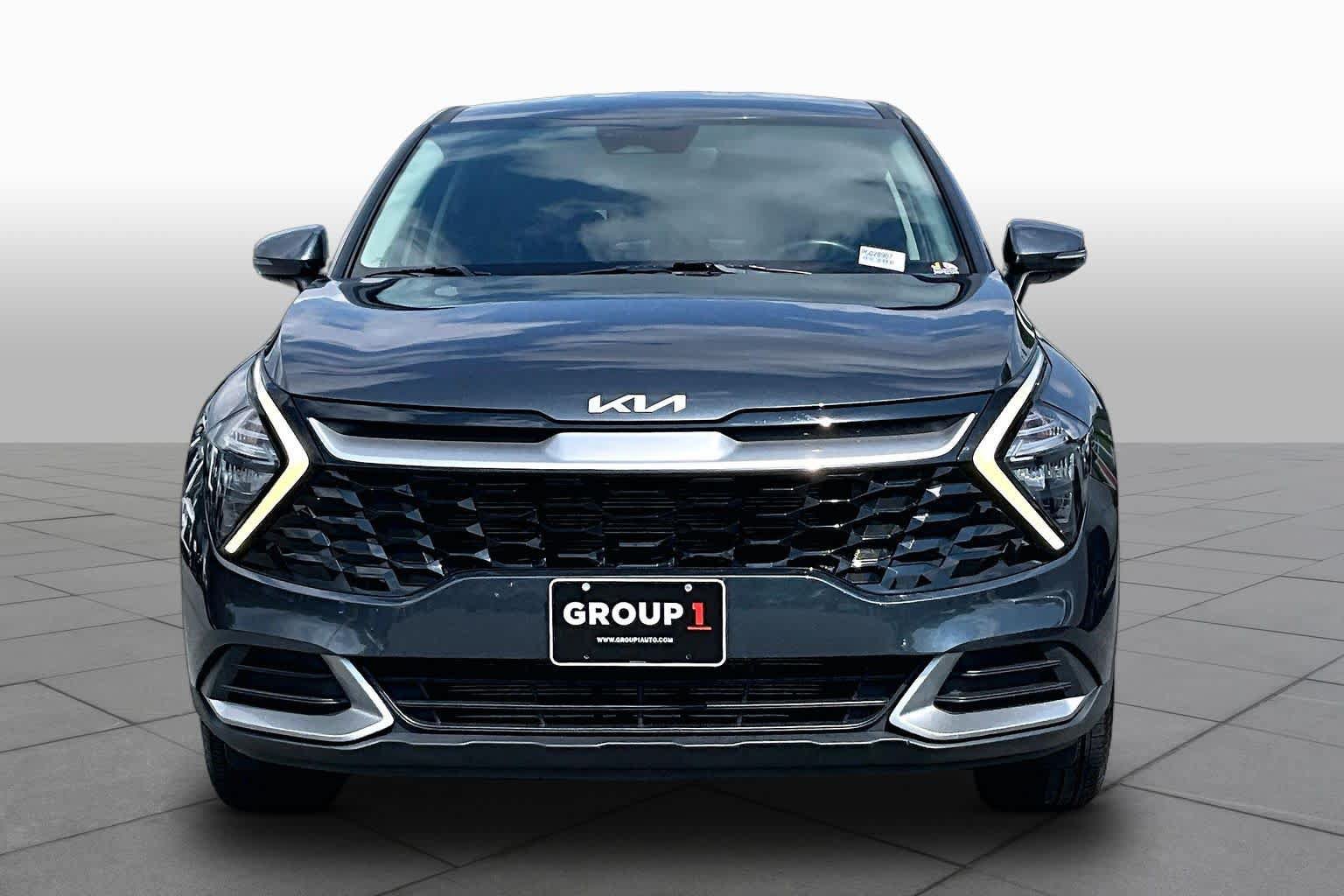 Used 2023 Kia Sportage EX FWD image 4