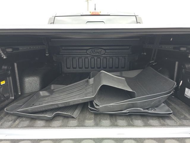 Used 2025 Ford Maverick Lariat w/ Black Appearance Package image 17