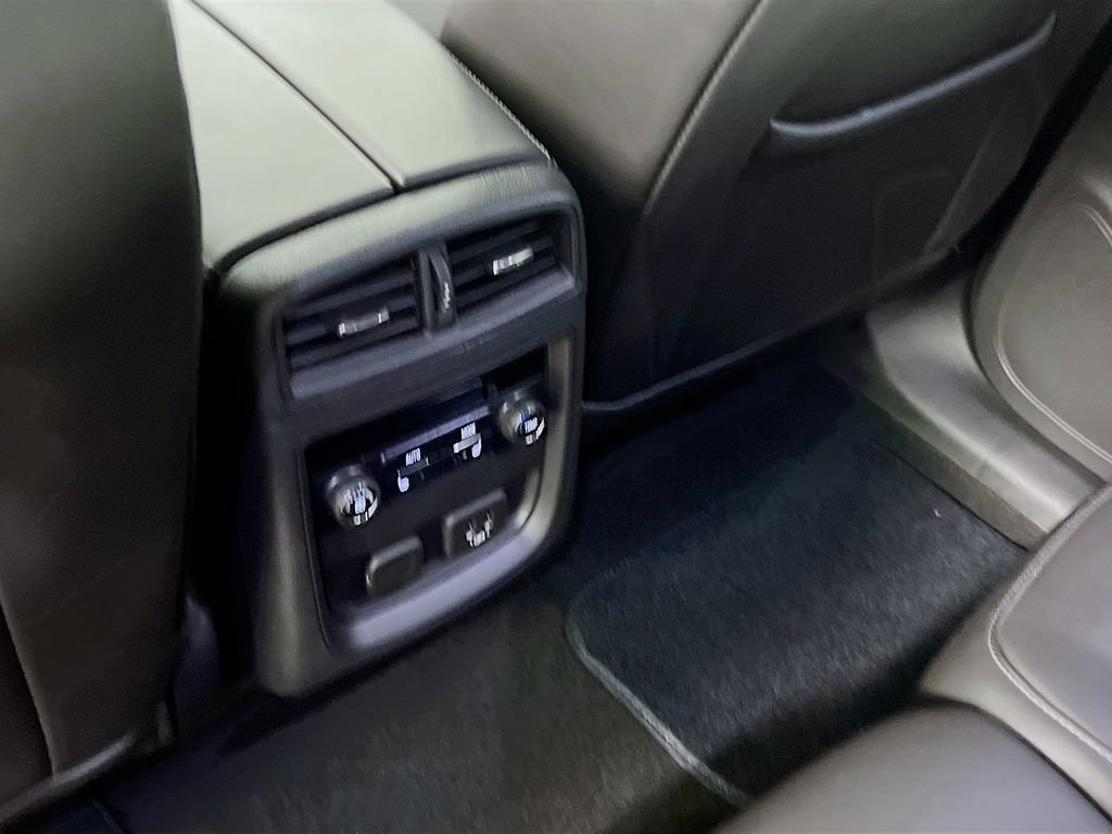 Certified 2020 Buick Envision Essence AWD/4WD image 22