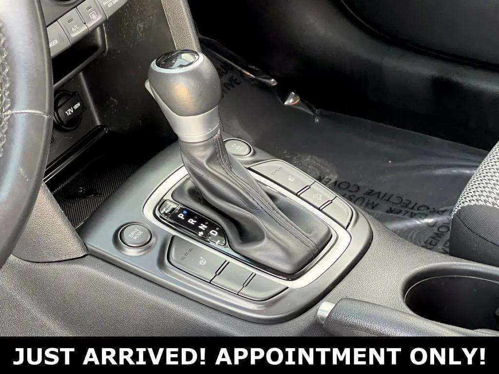 Used 2021 Hyundai Kona SEL Plus AWD/4WD image 25