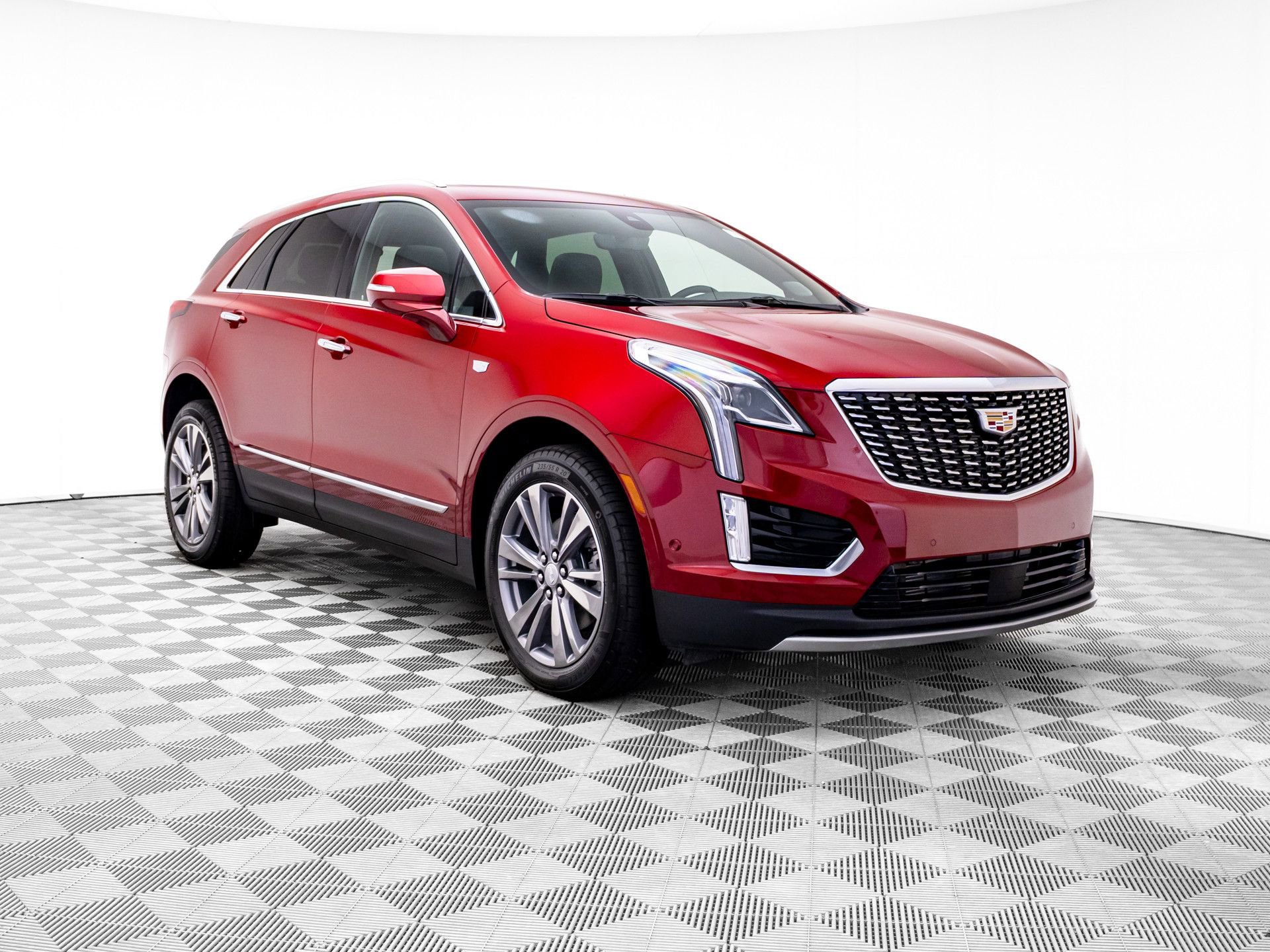 Certified 2026 Cadillac XT5 Premium Luxury w/ Driver Assist Package AWD/4WD image 8