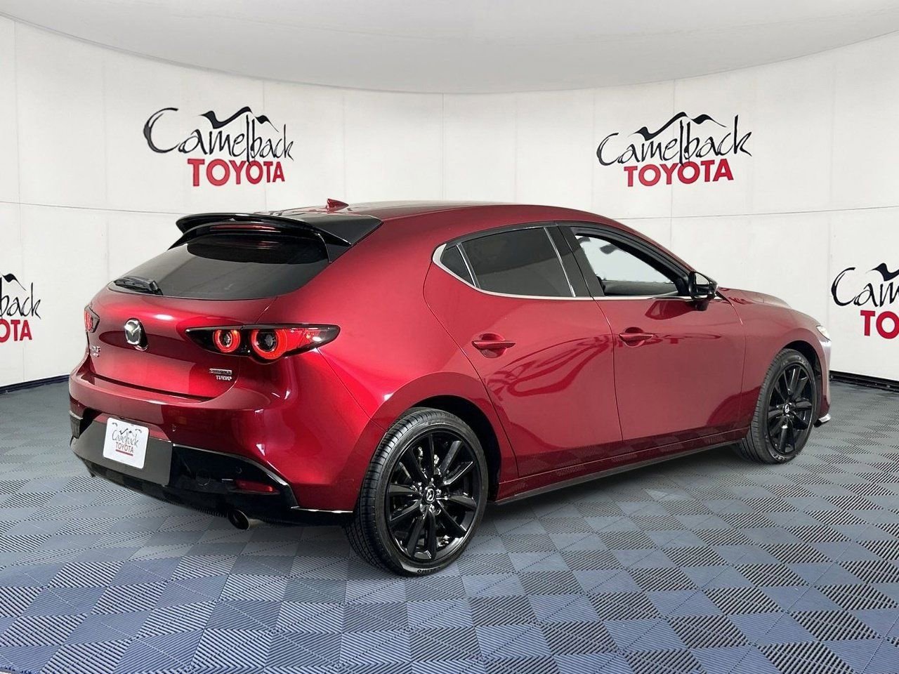 Used 2023 MAZDA MAZDA3 Hatchback w/Premium Plus Pkg AWD/4WD image 7