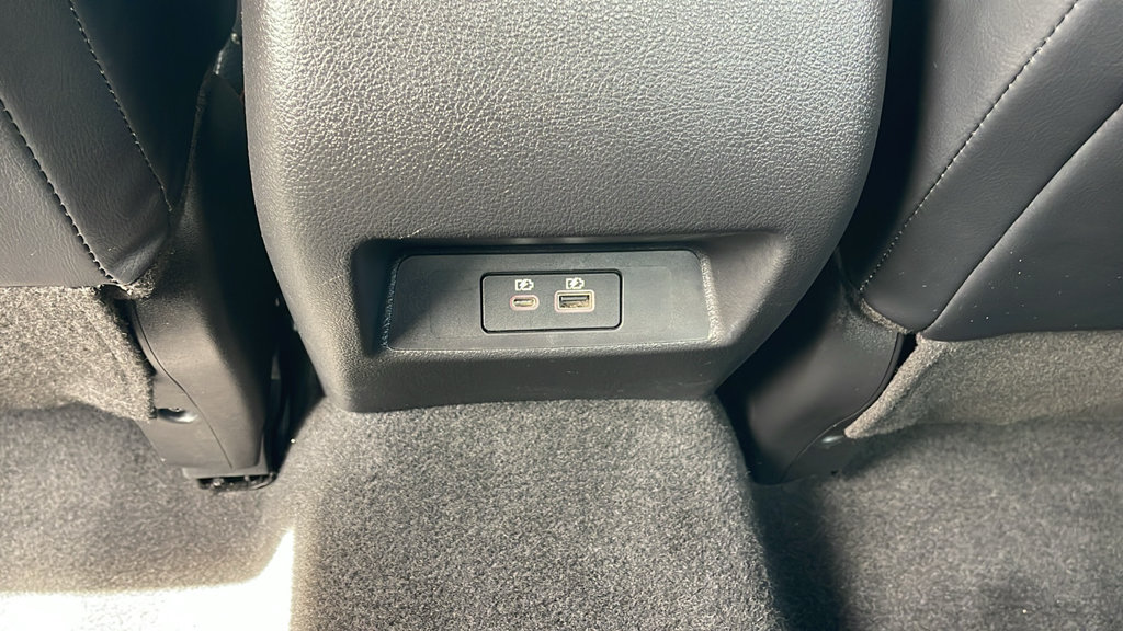 Used 2025 Nissan Altima 2.5 SR FWD image 11