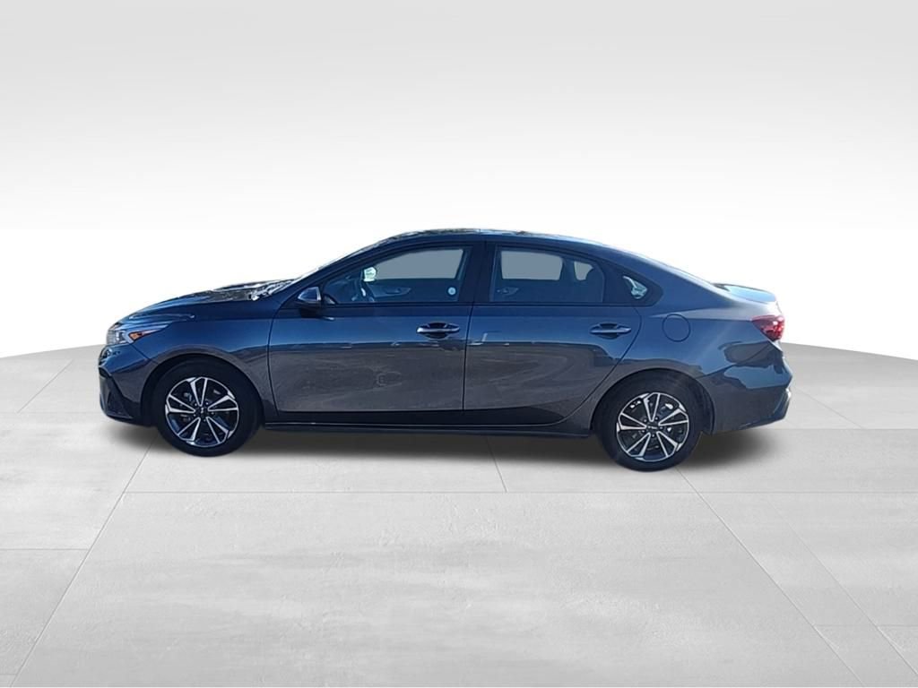 Used 2024 Kia Forte LXS image 16