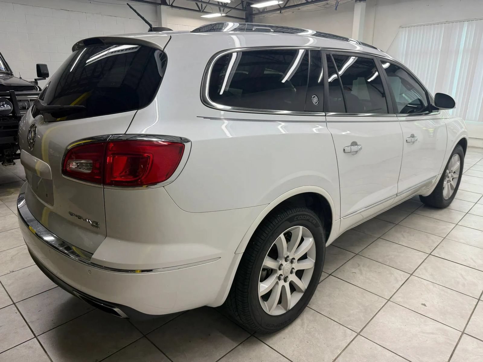 Used 2016 Buick Enclave Premium w/ Experience Buick Package AWD/4WD image 9