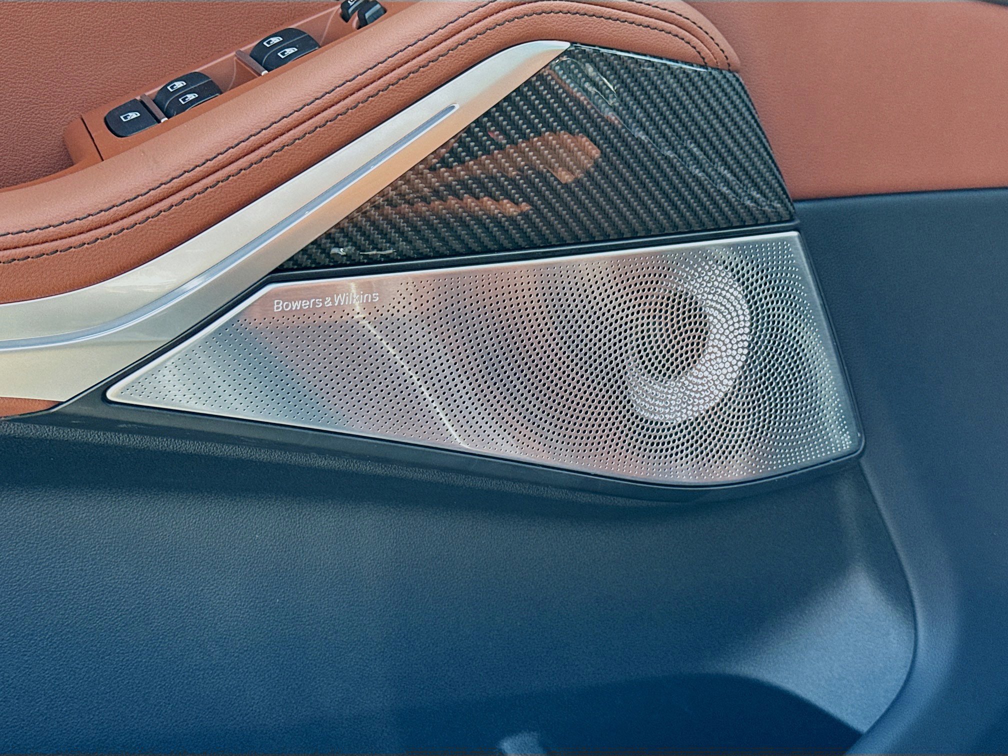 New 2026 BMW X5 M60i image 25