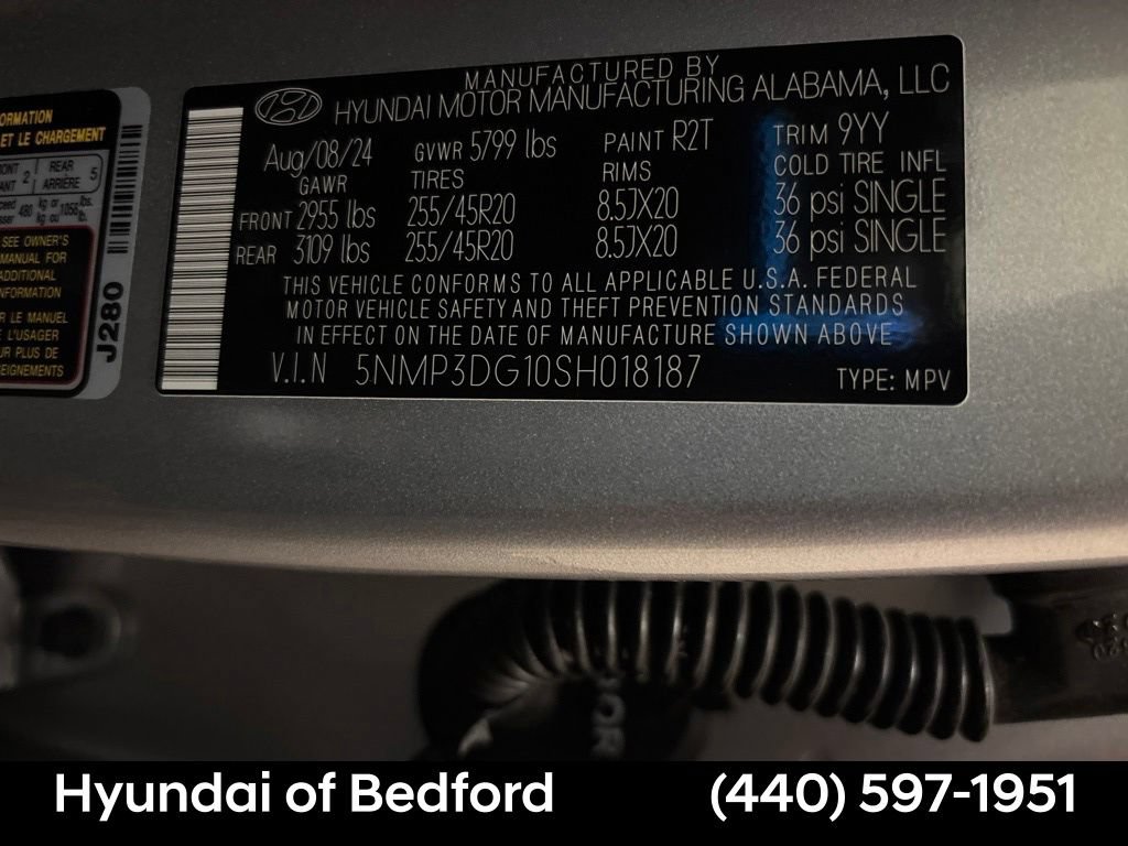 Used 2025 Hyundai Santa Fe Limited AWD/4WD image 16