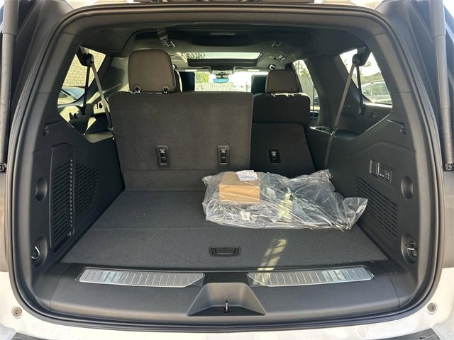New 2026 GMC Yukon XL AT4 w/ AT4 Premium Plus Package image 30
