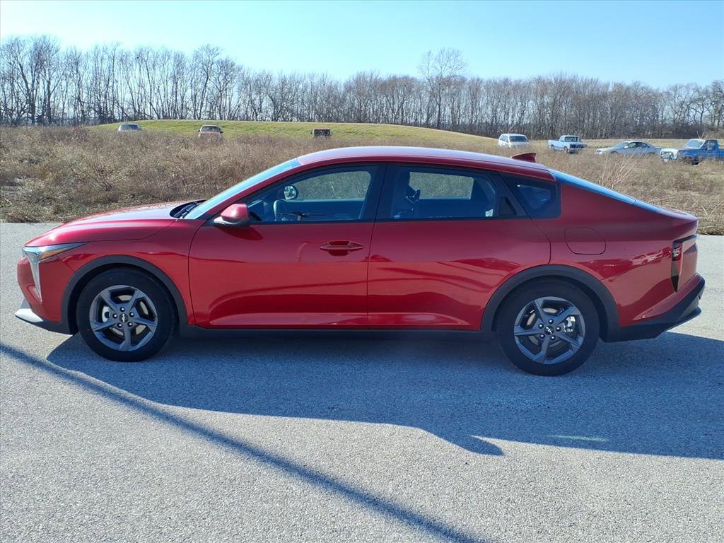 Used 2025 Kia K4 LXS image 7