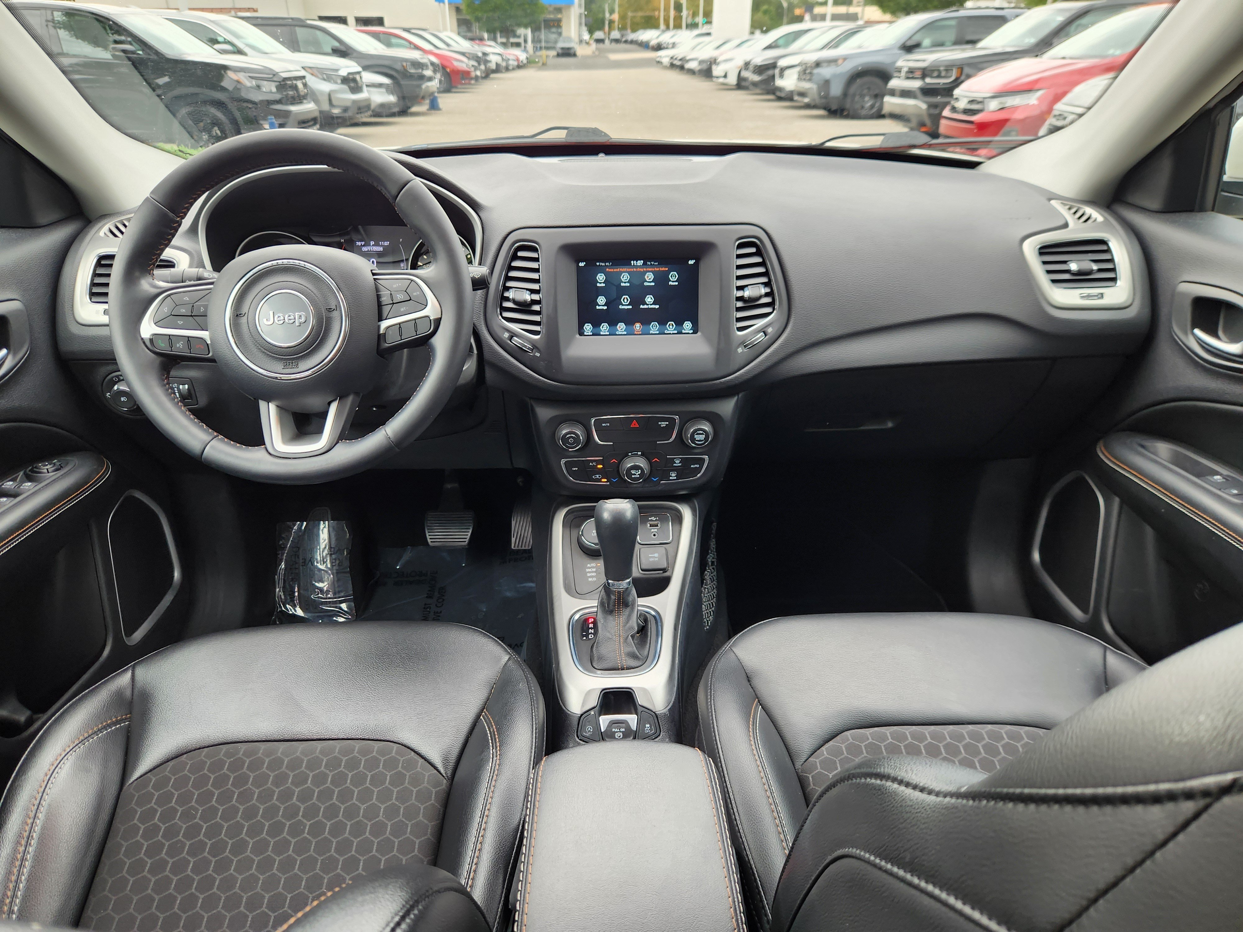 Used 2019 Jeep Compass Latitude AWD/4WD image 8