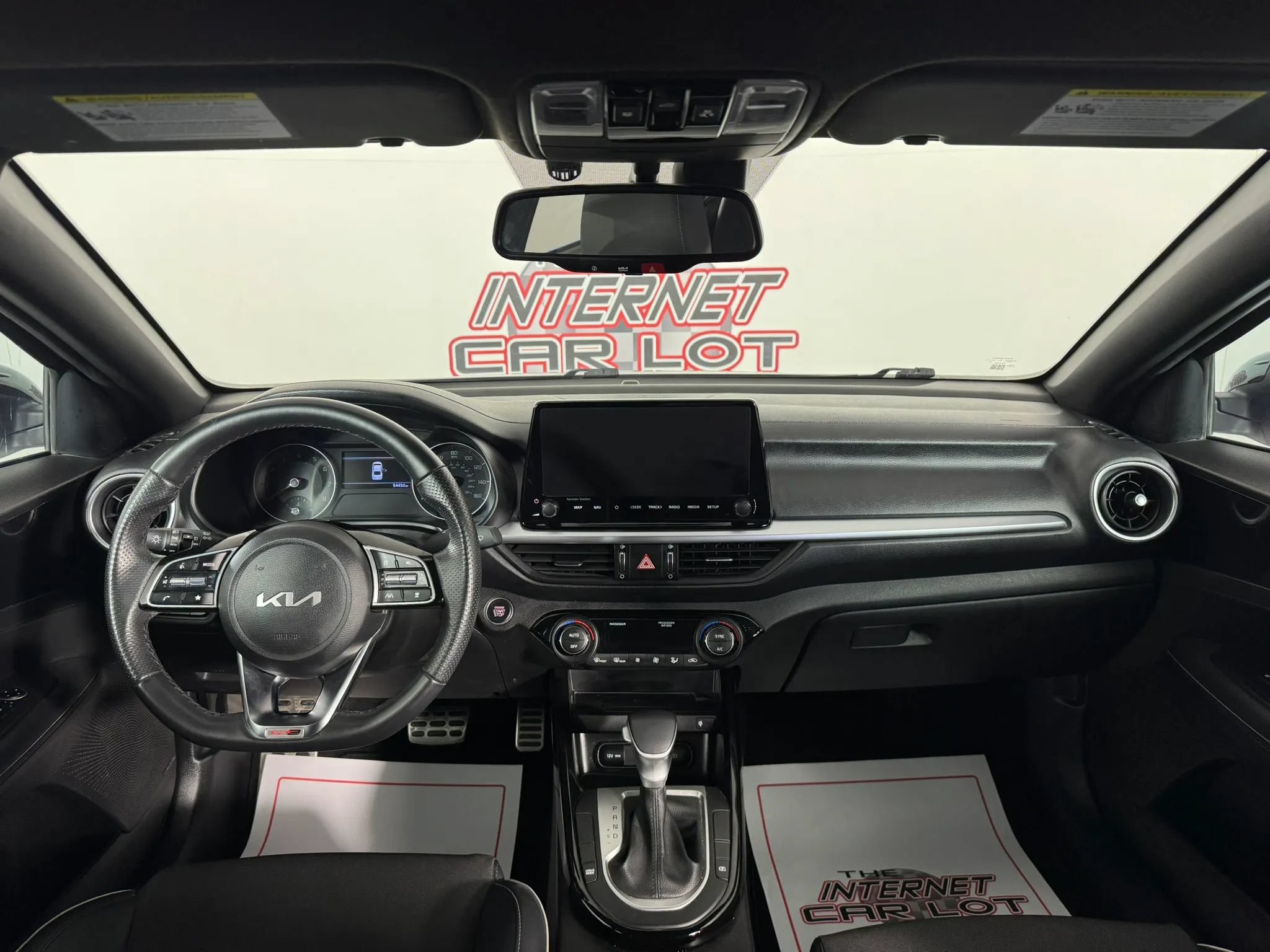 Used 2023 Kia Forte GT-Line w/ GT-Line Premium Package FWD image 11