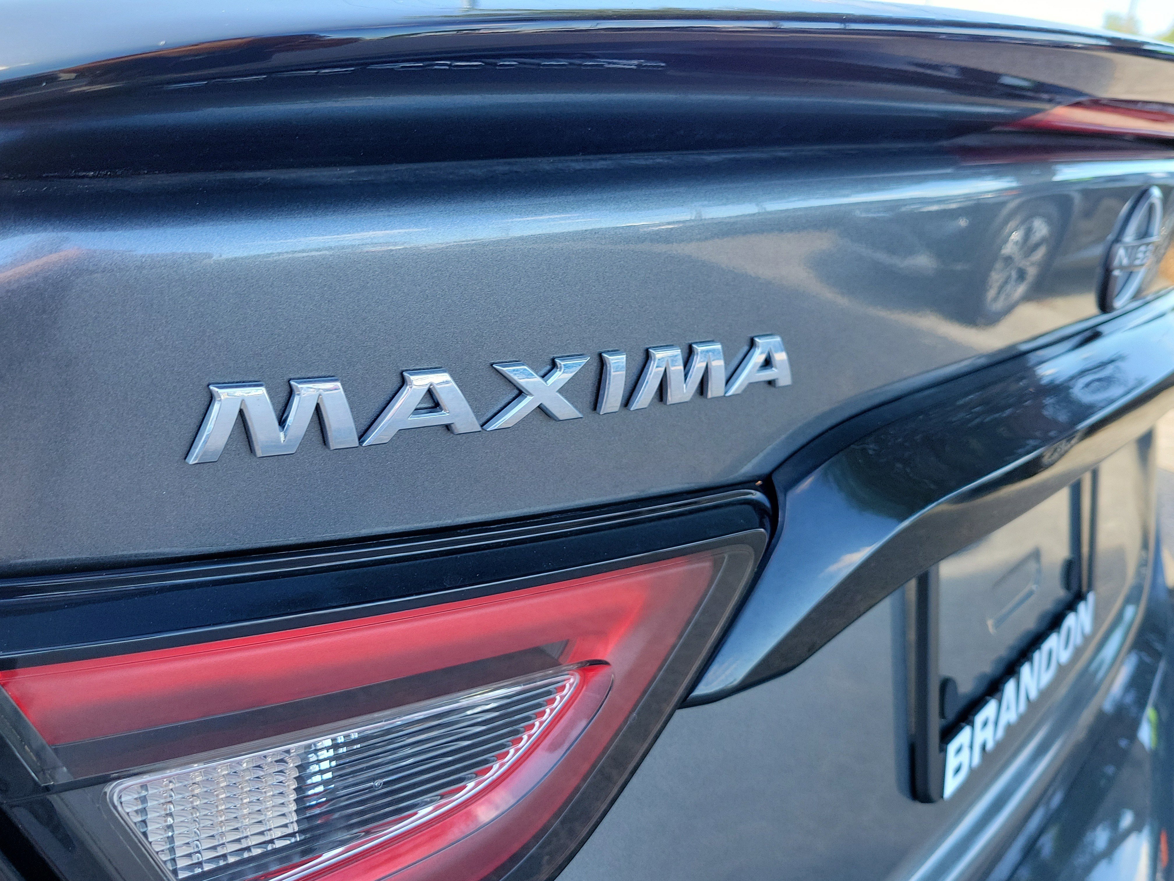 Certified 2023 Nissan Maxima SR w/ Sport Mat Group FWD image 9