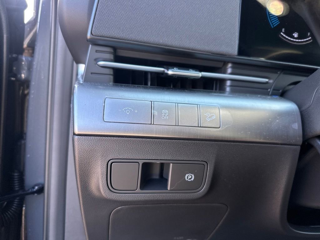 New 2026 Hyundai Kona SEL Premium image 17