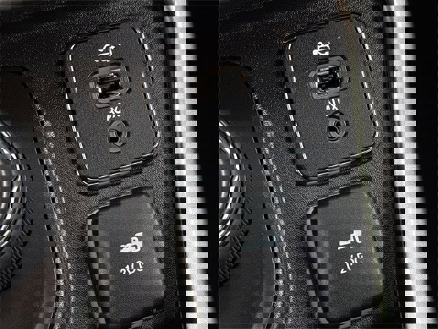 Used 2021 Jeep Compass 80th Special Edition image 22