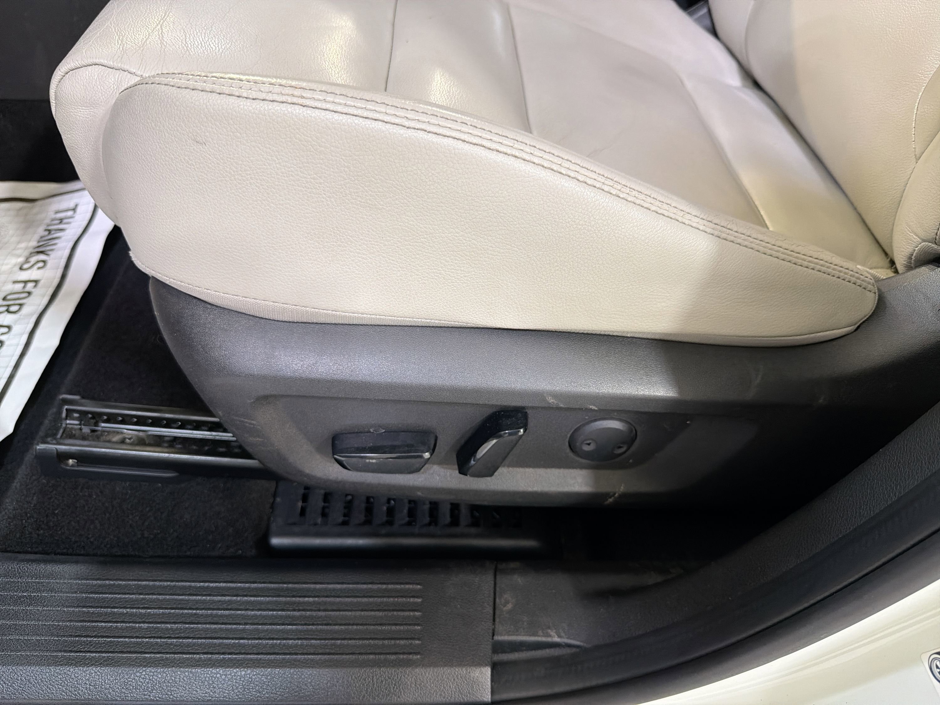 Used 2021 Nissan Rogue SL w/ Premium Package FWD image 11