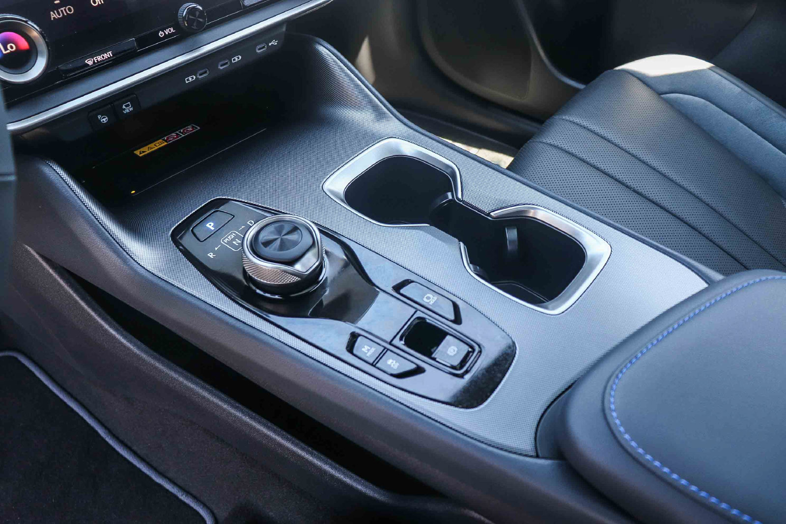 New 2026 Lexus RZ 450e AWD w/ Luxury Package image 26